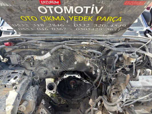 2KD TOYOTA HİLUX 2.5 D-4D Çıkma 4x4 Manuel Şanzıman Komple