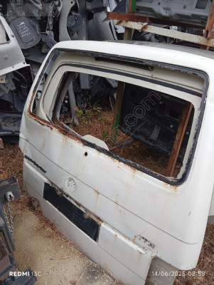 Volkswagen Transporter arka bagaj kapağı