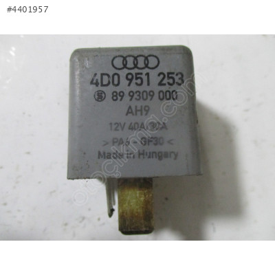 Volkswagen Audi Seat Skoda Yakıt Pompa Rölesi 4D0951253