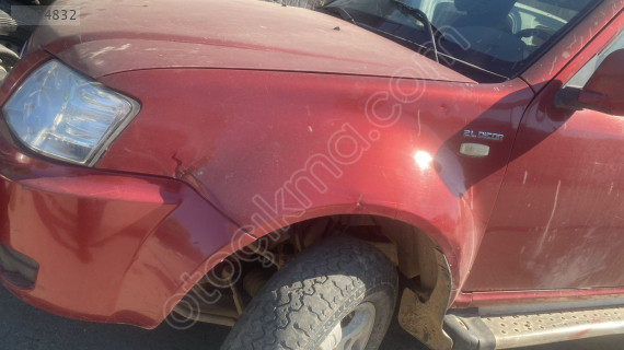 TATA XENON SOL ÖN ÇAMURLUK