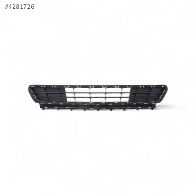 Vw Golf 7 Ön Tampon Orta Izgara Kromsuz 2013-2016 5G0853671B RYP