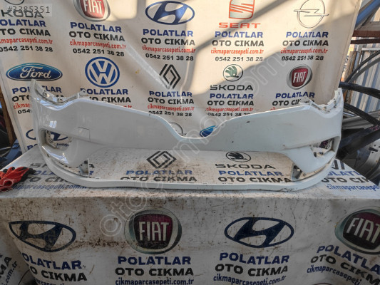 Renault Clio 4 ön tampon Orjinal beyaz makyaj kasa