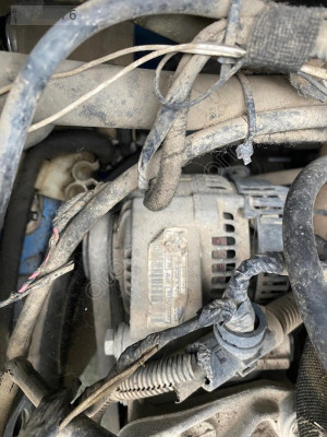1.6 benzinli Citroen XSARA şarj dinamosu
