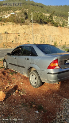 Focus 1 sol arka kapı dolu hatasız