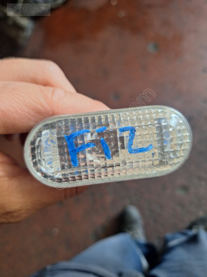 FORD FİESTA 2 FUSİON ÇAMURLUK SİNYALİ ÇIKMA ORJİNAL YEDEK PARÇA