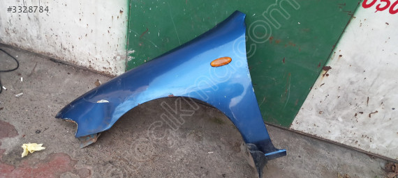 Çıkma mazda familia sol ön çamurluk