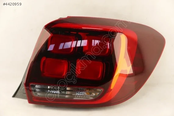 Sandero 2-II Sağ Arka Stop Lambası Ledli (Duysuz) (2016-2020)