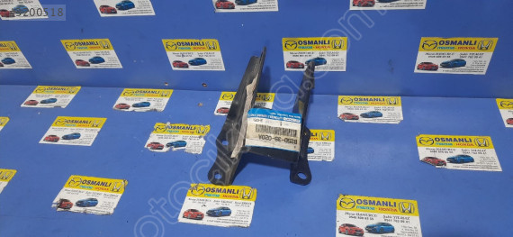 Mazda 323 Sanziman Alt Kulağı