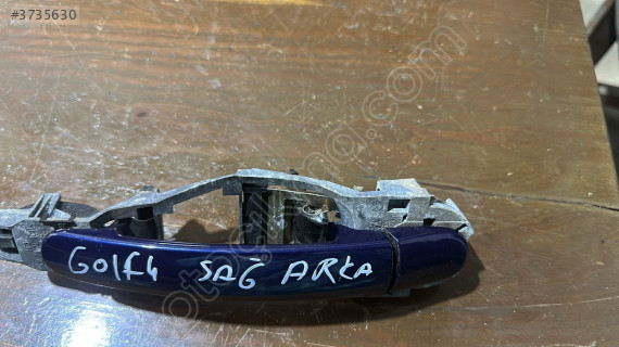 2004 VW GOLF 4 SAĞ ARKA KAPI KOLU VE BRAKETİ