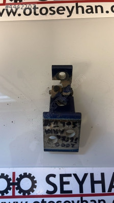 Seat ibiza 2000 sol arka kapı üst menteşesi