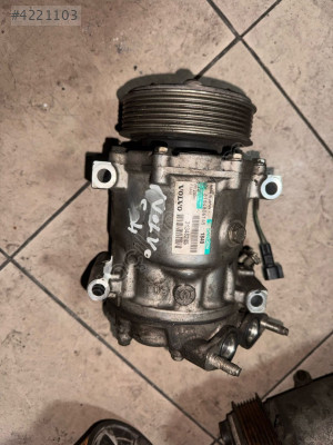 VOLVO S40 KLİMA KOMPRESÖRÜ KONUK OTO