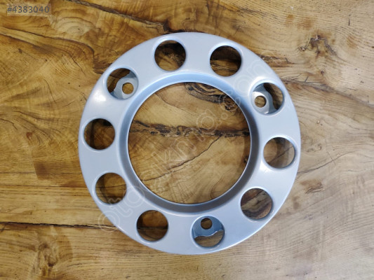 MERCEDES KAMYON BİJON SOMUNU KAPAĞI A9604000025