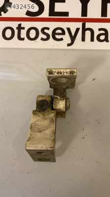 8K0831401A Seat Toledo 2012 - 2019 sol arka kapı alt menteşesi