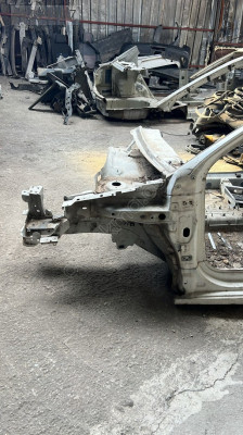 Citroen Clysee sol ön şase