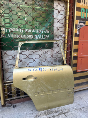 Citroen C4 Picasso Sağ Arka Kapı Orijinal Tertemiz (7 Kişilik)