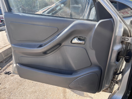 Chery Taxim sol ön kapı döşemesi