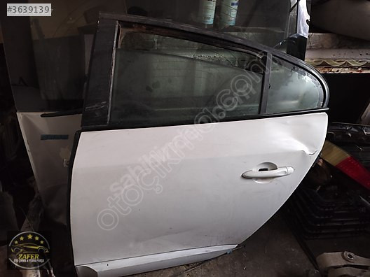 RENAULT FLUENCE SOL ARKA KAPI