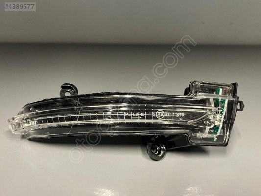 MEGANE 4 AYNA SİNYALİ SAĞ ORJİNAL 30087924