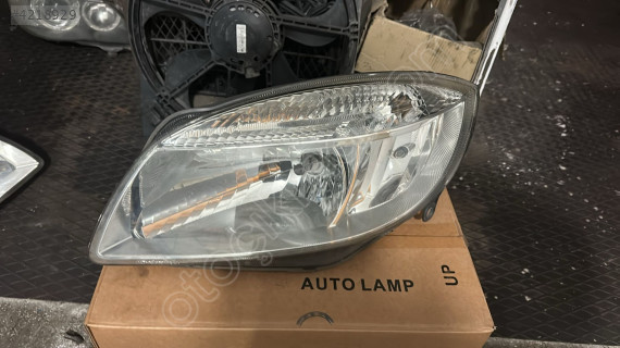 Skoda Octavia çıkma orijinal sol far
