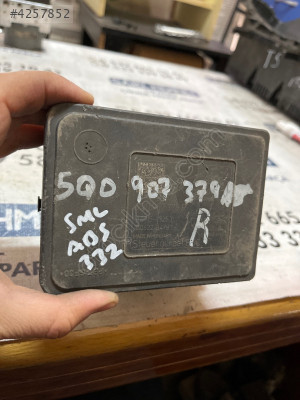 ÇIKMA SKODA OCTAVIA 5Q0 907 379 R 5Q0907379R ABS BEYNİ