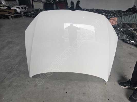 2011/2014 VW PASSAT B7 BEYAZ MOTOR KAPUTU ORJINAL BOYASIZ