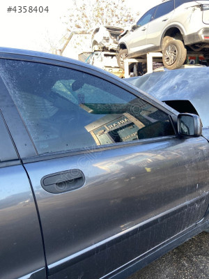 VOLVO S40 - SOL ÖN KAPI DOLU