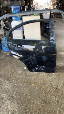 Chevrolet cruez  2013 model sag arka kapı