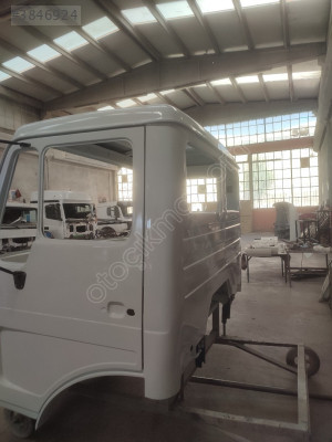 Mercedes. 3031 Kabin