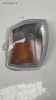 OPEL VECTRA A SAG SİNYAL BEYAZ.OTO ERKAN ÜNYE