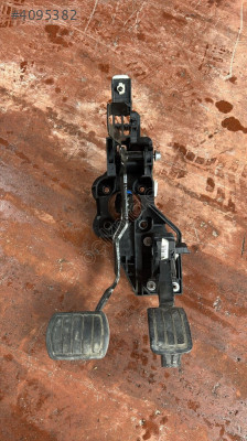 2023 Citroen Berlingo Otomatik Pedal Takımı - Oto Çıkma Parç