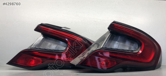 FİAT EGEA ORJİNAL ÇIKMA SAĞ STOP 2