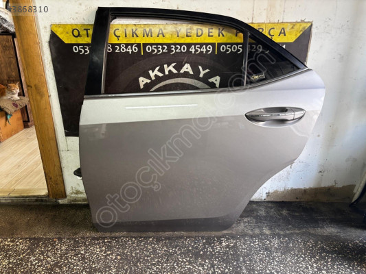 Toyota Corolla Sol Arka Kapı Hatasız Orijinal Çıkma