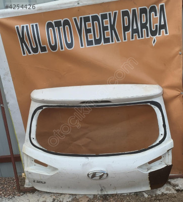 hyundai i20 bagaj kapağı