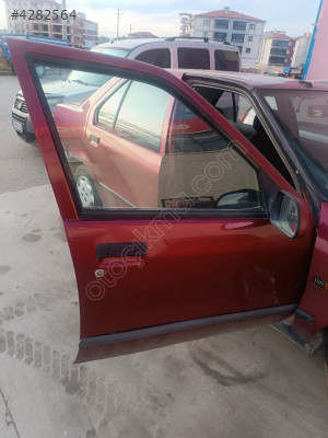 Renault 19 Europa sağ ön kapı