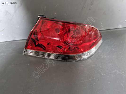 MİTSUBİSHİ LANCER SAĞ ARKA STOP LAMBASI SIFIR 2003 2004 2005