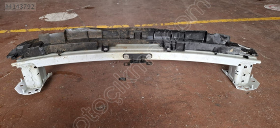 RENAULT CLİO 5.5 ÖN TAMPON DEMİRİ