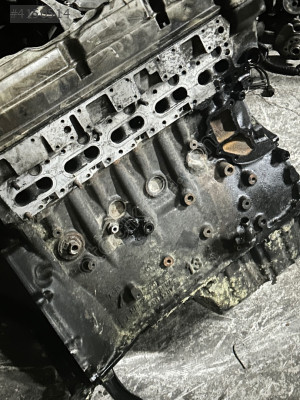 R6050111301 MERCEDES OM605 2.5L BLOK