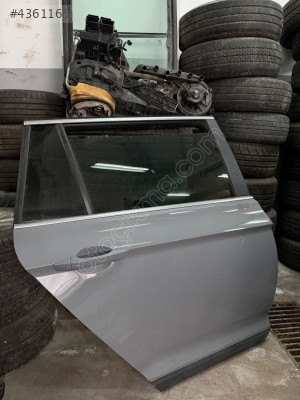 Volkswagen Passat Stejın Sağ Arka Kapı (NARDO GRİ) Çıkma Orijinal