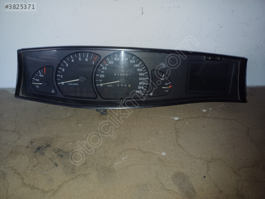Opel Omega 2.5 çıkma orijinal kilometre saati komple