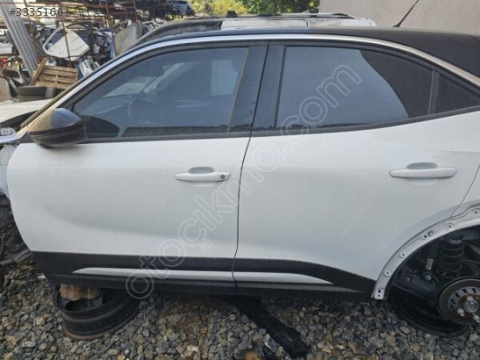 OPEL MOKKA B DOLU SOL ÖN KAPI ÇIKMA SÖKME YEDEK PARÇA