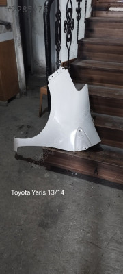 Toyota Yaris çıkma sol ön çamurluk