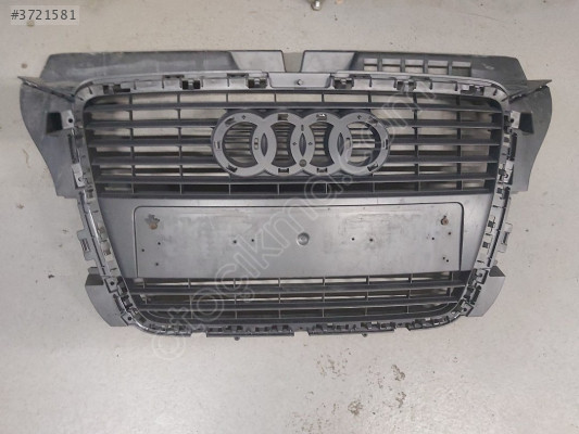 AUDİ A3 2009 SONRASI ÖN PANJUR AMBLEMSİZ