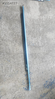AUDİ A4 SAĞ ÖN KAPI CAM FİTİLİ ORJİNAL OEM:8K0853284J SIFIR