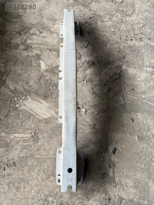 RENAULT LATİTUDE ÇIKMA ORJİNAL ÖN TAMPON DEMİRİ BDÇ