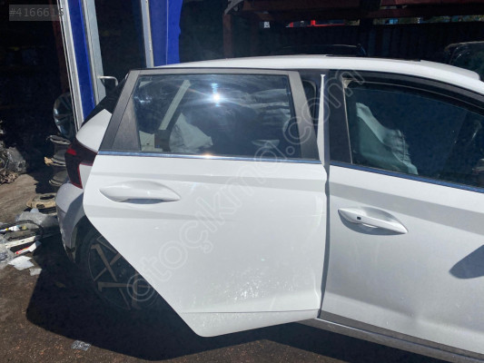 2024 Hyundai İ20 Sağ Arka Kapı