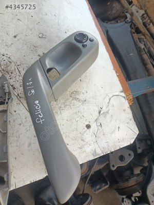 SKODA FELİCİA 1.3 SAĞ VE SOL ÖN KAPI İÇ ÇEKME KOLU