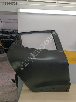 Renault Clio 4 Sağ Arka Kapı Sıfır OEM 821006799R