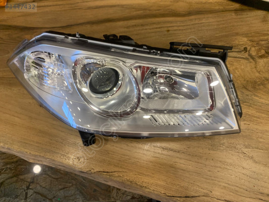 RENAULT MEGANE SAĞ ÖN FAR 89312745