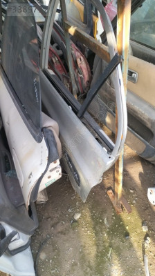 2002 Hyundai Accent kapı