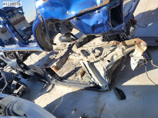 TOYOTA LAND CRUISER 2006 ÇIKMA SAĞ MARŞBEL